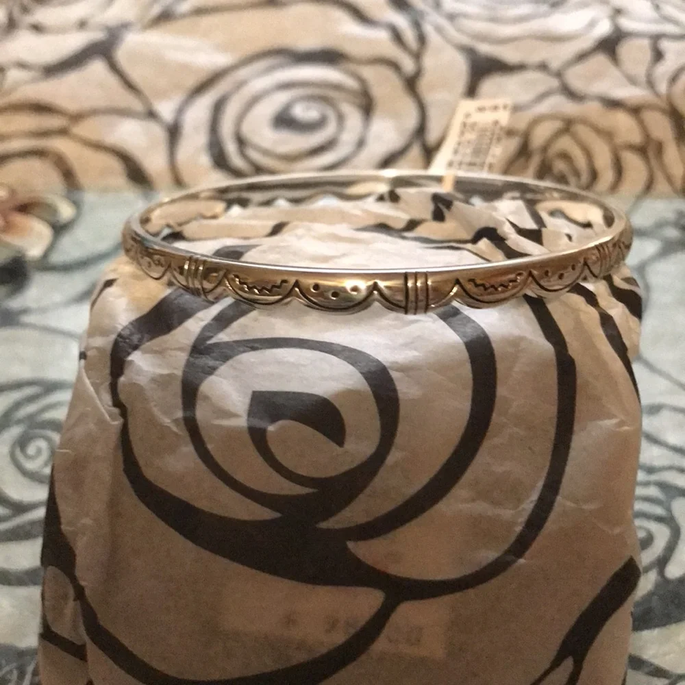 NWT Brighton silver bangle. - Picture 3 of 4